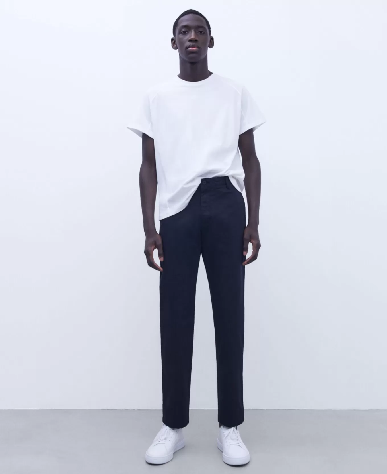 Homme Adolfo Dominguez Pantalon Chino En Coton Serge